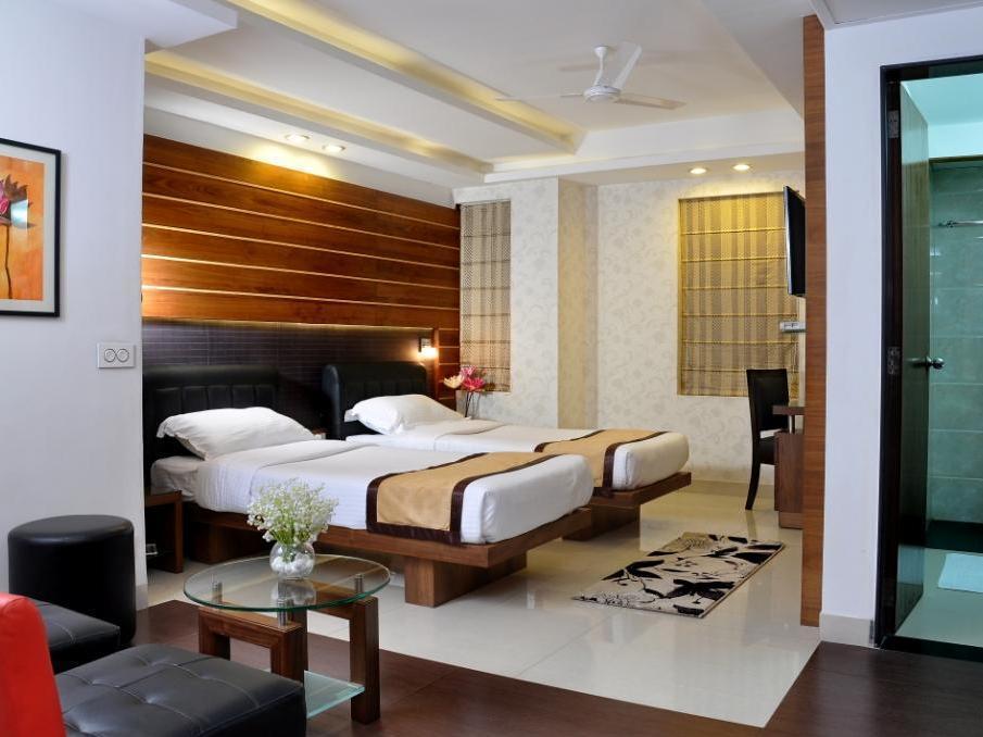 Hotel Niharika Calcutta Extérieur photo