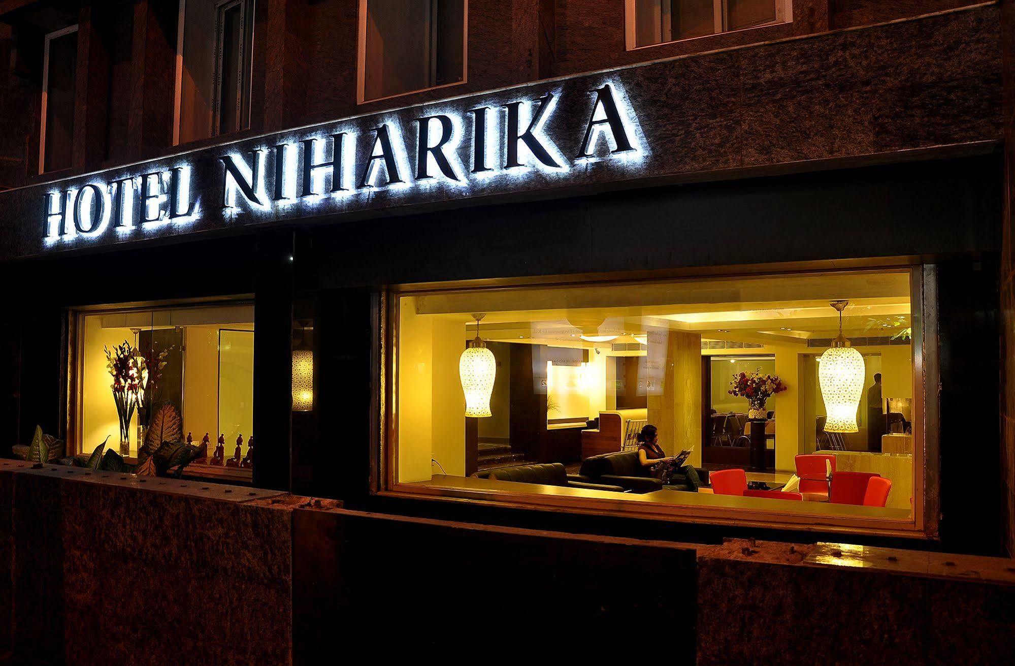 Hotel Niharika Calcutta Extérieur photo